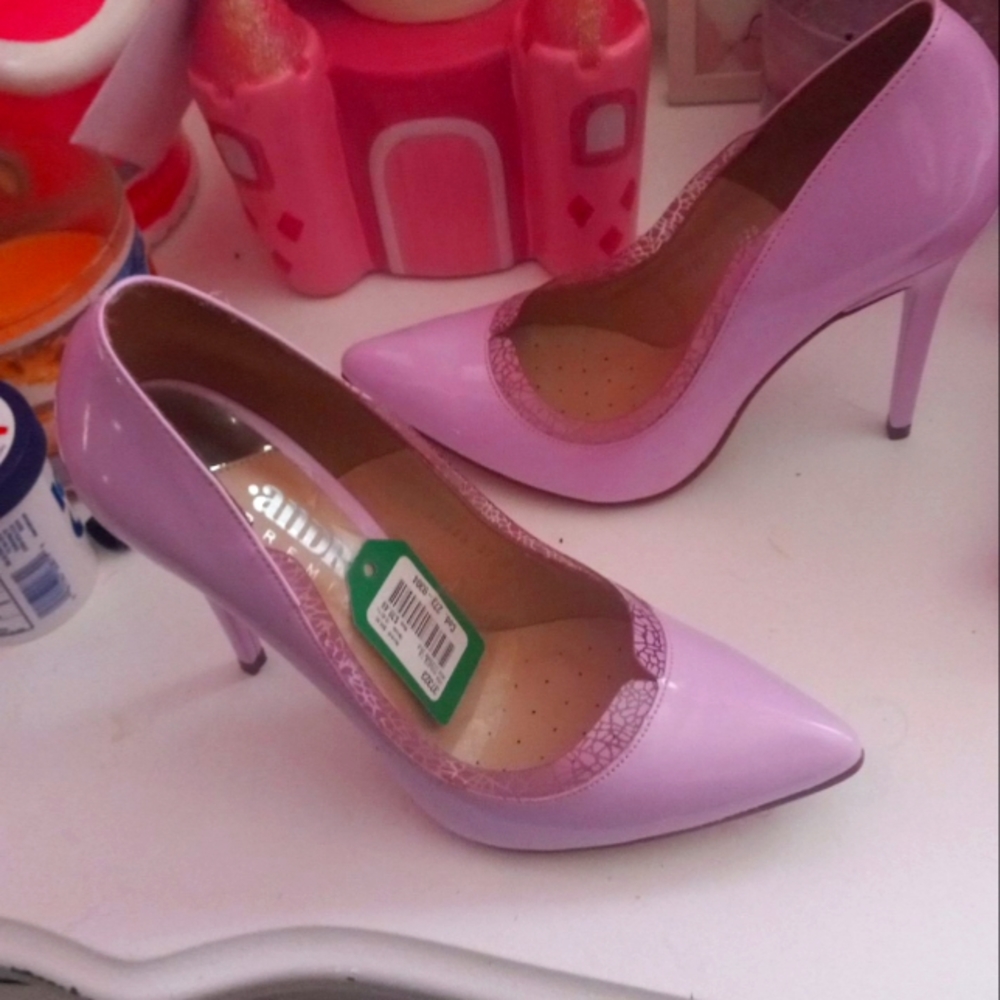 Andrea stiletto heels size 6
